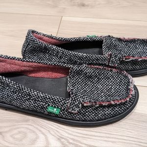 Sanuk Sz 8 shoes